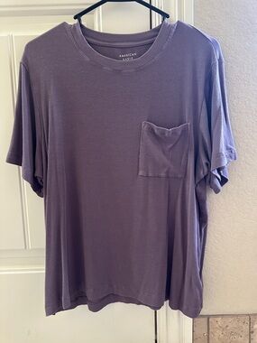 American Eagle Outfitters brown Short-Sleeve Pocket Tee small